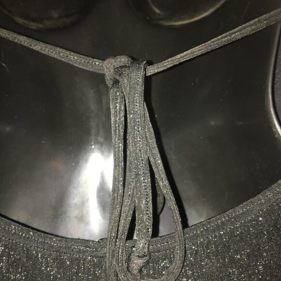 Axara backless midi shimmer dress - Picture 3 of 15